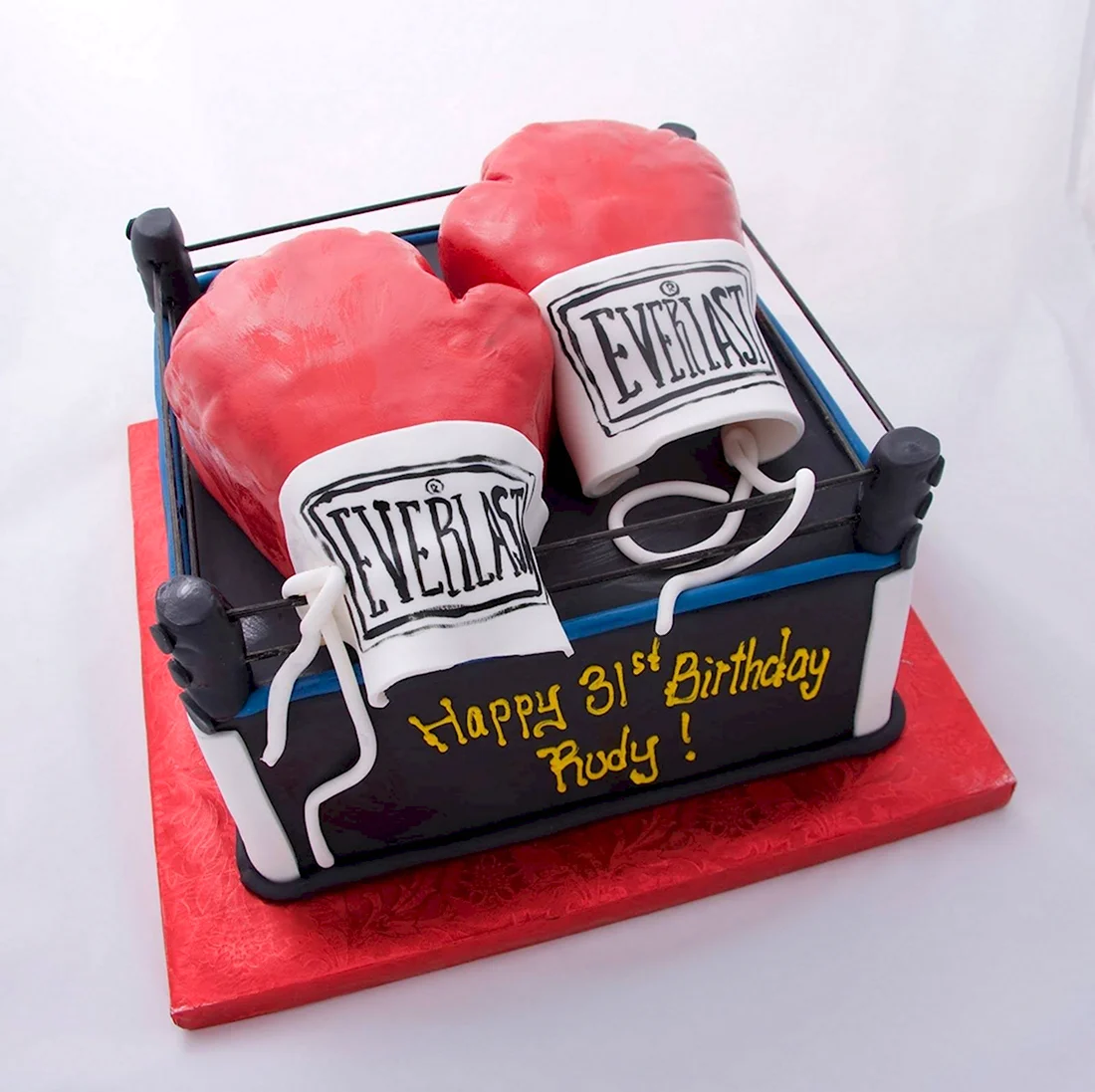 Торт для боксера. Открытка с днем рождения