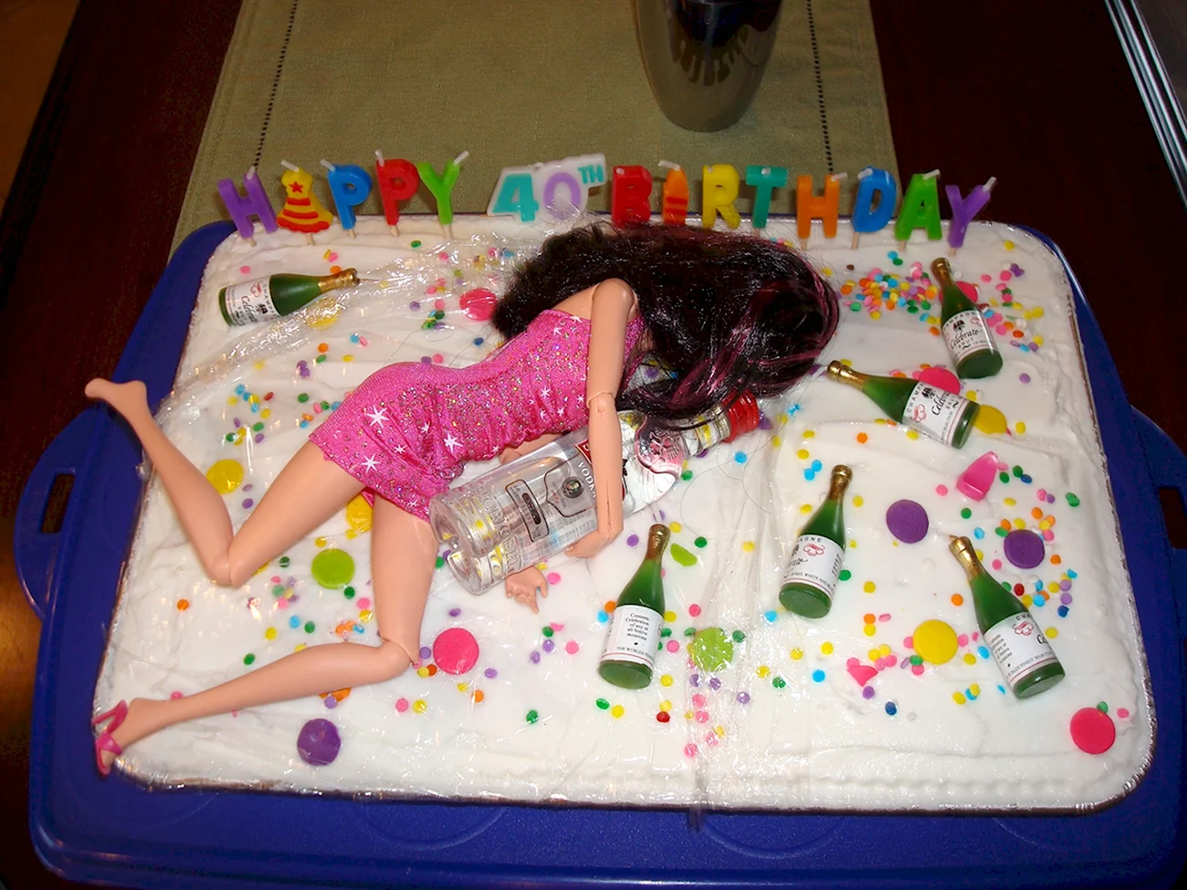 Торт на 30 лет девушке прикольный. Картинка