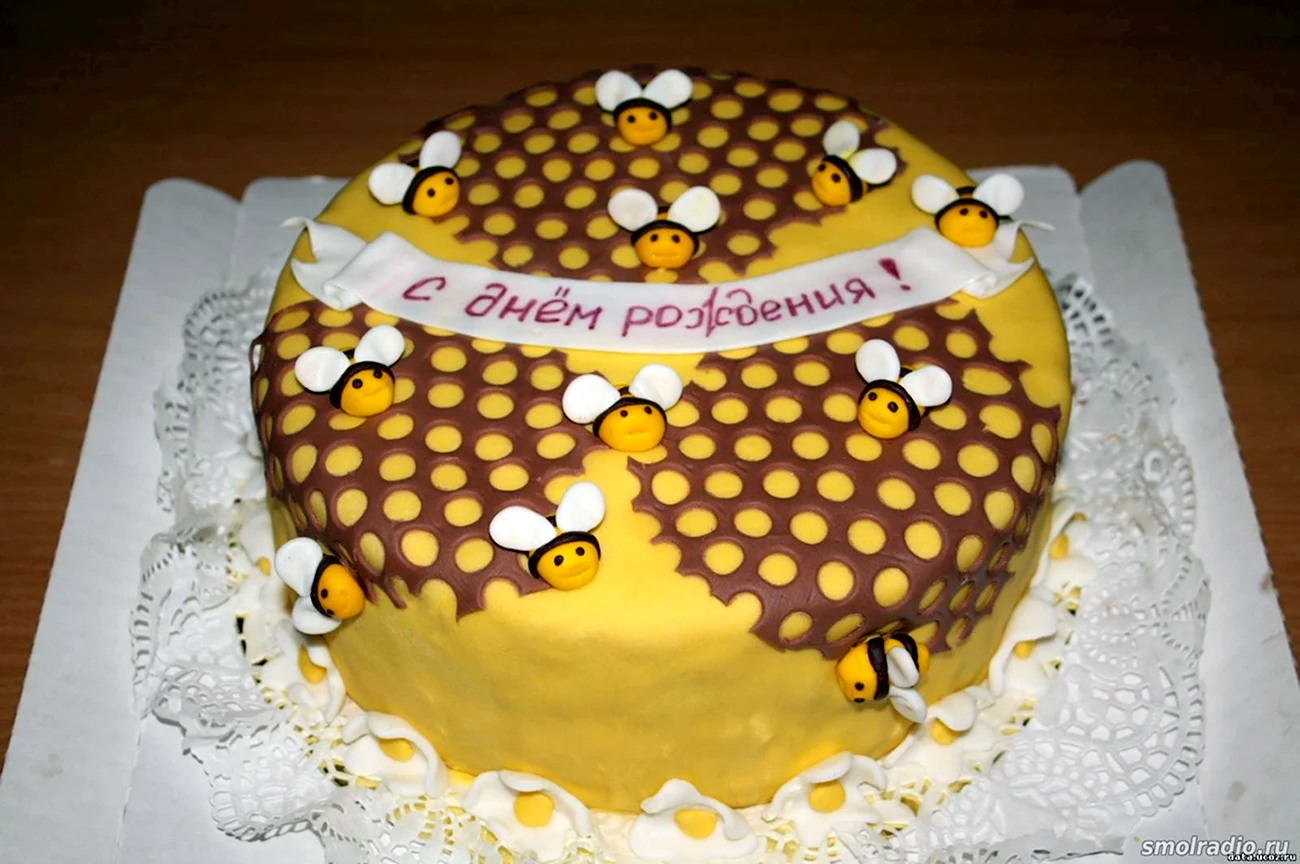 Торт пчеловоду на юбилей. Красивая картинка