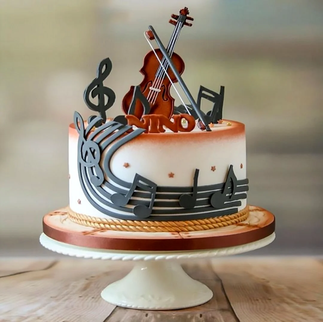 Торт «скрипка». Открытка с днем рождения
