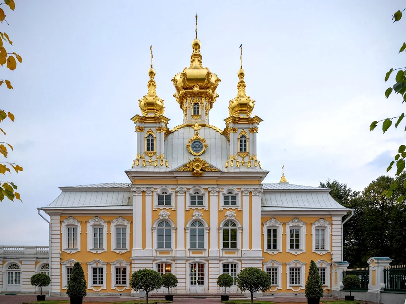 Церковь большого Петергофского дворца Растрелли. Поздравление
