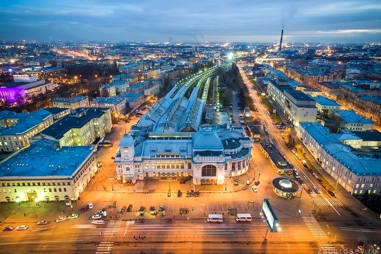 Витебский вокзал Санкт-Петербург. Красивая картинка